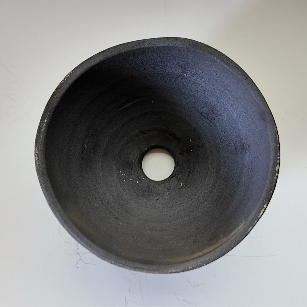 Shigaraki-yaki bonsai pot drainage hole artisan craft Japan